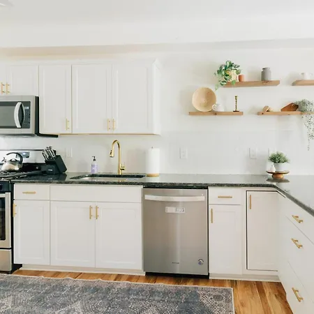Villa Getaway On Grant Heart Of Downtown With Parking Lancaster Exterior foto