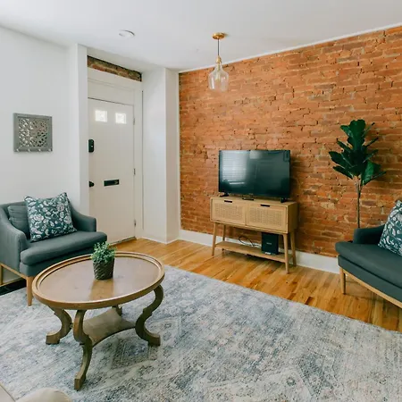 Villa Getaway On Grant Heart Of Downtown With Parking Lancaster Exterior foto
