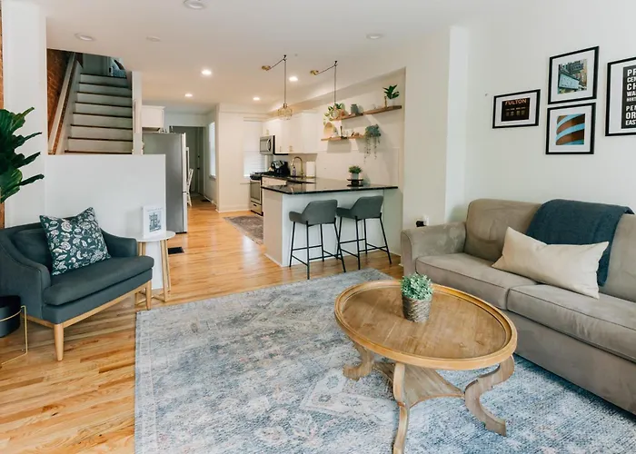 Getaway On Grant Heart Of Downtown With Parking